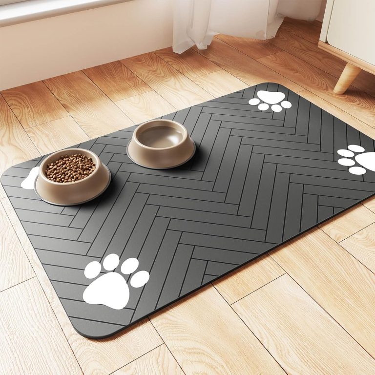The Ultimate Pet Feeding Solution: Review of the Absorbent Striped Dark Gray Mat