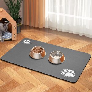 Say Goodbye to Messy Meals: The Best Absorbent Pet Feeding Mat for Your Dog!