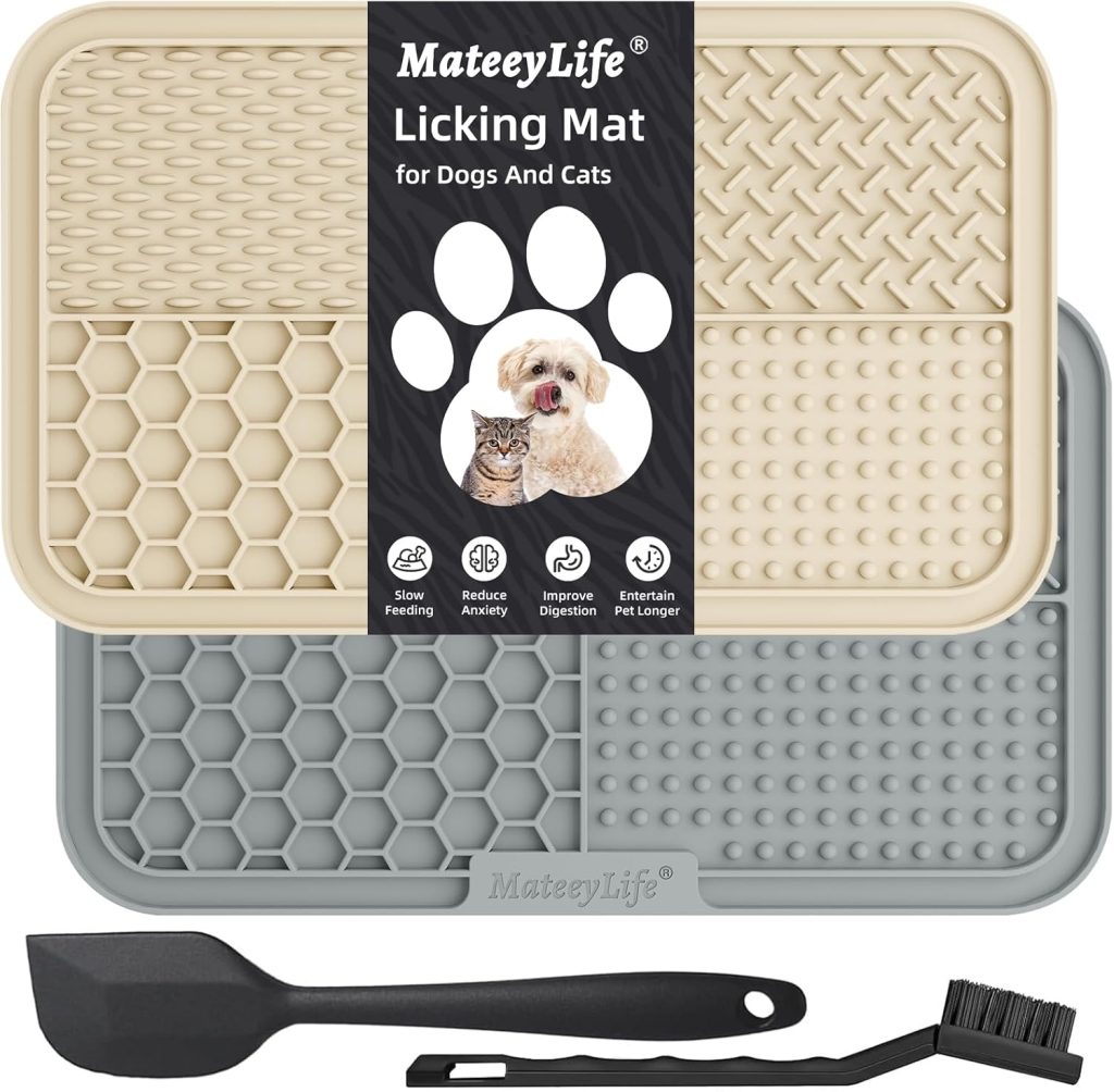 Keep Your Pets Happy: Review of MateeyLife's Lick Mats for Fun and Relaxation