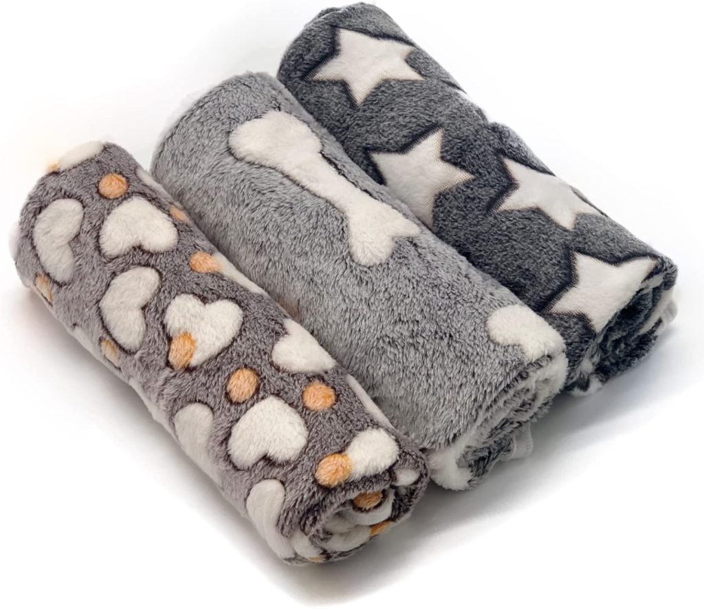 Cuddle Up: Review of the Adorable 1 Pack 3 Puppy Blankets for Small Pets